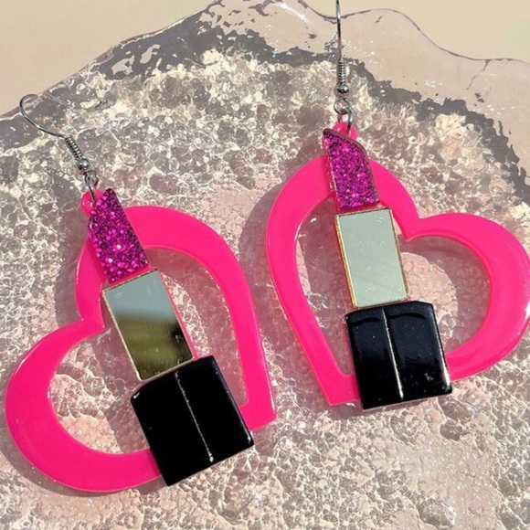 Lipstick Heart Earrings - Picture 1 of 5